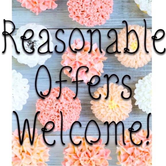 🟢SEND OFFERS🟢❤️❤️BUNDLE 2 OR MORE ITEMS AND SAVE❤️❤️ - Picture 2 of 6